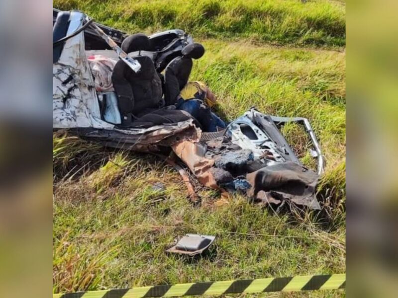 Traficante Morre Ap S Bater Carro Carregado Maconha Em Carreta Na