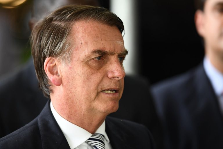 Bolsonaro comemora prisão de Battisti e diz que Justiça será feita