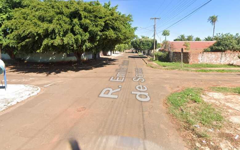 Ap S Acidente Motociclista D Capacetadas Em Motorista No Serradinho