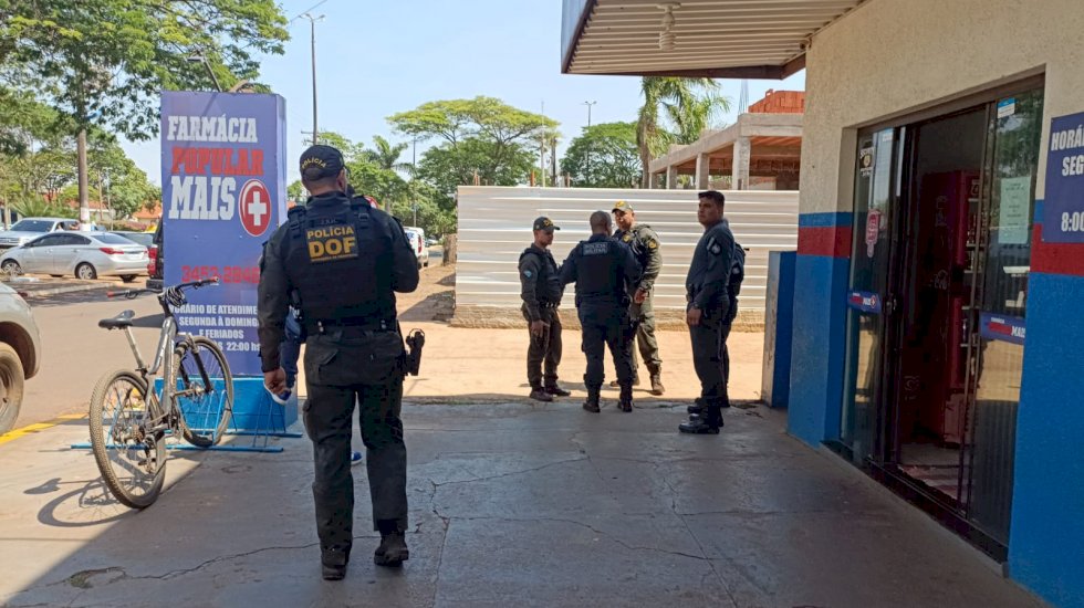 Bandidos morrem durante confronto a polícia após assaltar joalheria