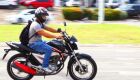 Moto com mais de R$ 6,7 mil de licenciamento &eacute; apreendida durante fuga em Campo Grande