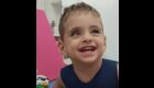 Aos 2 anos, Carlinhos precisa fazer cirurgia no olho direito e família pede ajuda