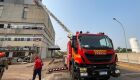 Hospital Regional realiza simulação com uso de escada Magirus dos Bombeiros