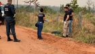 Corpo estava na vegetação existente da estrada vicinal