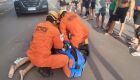 Motociclista e passageiro são socorridos após acidente grave com caminhão em Corumbá