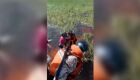 Cinco pessoas são resgatadas em pântano de jacarés após queda de avião na Bolívia