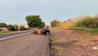 Jovem fica ferida ao sofrer acidente em moto de aplicativo na BR-163