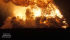 A nave sofreu ao menos duas explosões em rápida sucessão, iluminando o céu noturno