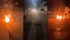 Motocicleta foi incediada após ataque