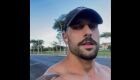Frango assado e banana: Personal trainer é preso ao ser flagrado furtando mercado
