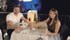 Num romântico jantar no sofisticado restaurante italiano Grotta Palazzese Polignano, o odontologista Cauê Marques e sua linda Mariana Vilela (médica nutróloga) que estão dando um giro pela Europa! Aproveitem muito!