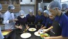 Estudantes do Ensino Médio têm aulas de Gastronomia na Capital