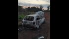 Carro foi incendiado em uma rua nas margens da BR-163