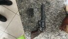 Arma apreendida durante a opera&ccedil;&atilde;o