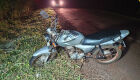 Motocicleta que era pilotada pela v&iacute;tima