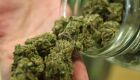 Mulher é presa por tráfico de drogas