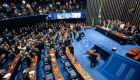 Senadores abrem mão de discursos para agilizar sessão de impeachment de Dilma