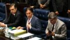 Senado aprova MP que permite saques do FGTS