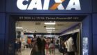 Ag&ecirc;ncias da Caixa t&ecirc;m movimento intenso na terceira rodada de saques do FGTS