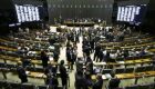 Ap&oacute;s vota&ccedil;&atilde;o de den&uacute;ncia, deputados se articulam para debater reformas