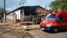 Casa pega fogo em Paranaíba a suspeita é que um celular tenha explodido