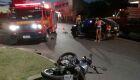 Mulher quebra a perna em colis&atilde;o entre carro e moto