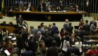 Congresso aprova crédito para cobrir dívida deixada por Venezuela