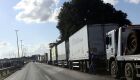 Com greve dos caminhoneiros, mercadorias não chegam aos portos e afetam exportações brasileiras, segundo associação