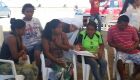 Venezuelanos são transferidos de praça para abrigos em Boa Vista