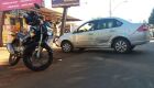 Motociclista morre após colidir em carro