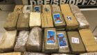 Durante a investigação, que começou em agosto de 2017, foram apreendidos 1,1 tonelada de cocaína, 56,7 quilos de maconha