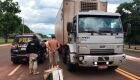 O preso, o caminhão e a droga foram encaminhados à Delegacia de Polícia Civil de Guia Lopes da Laguna/MS