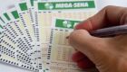 As apostas podem ser efetuadas até as 19h (horário de Brasília) em qualquer lotérica ou pela internet