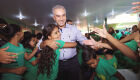 Logo após o lançamento da campanha, o governador segue para a entrega da reforma da escola no Conjunto Rouxinóis
