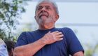 O ex-presidente Lula poderá pedir regime semiaberto ou prisão domiciliar a partir de setembro
