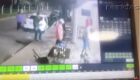 Imagens fortes -  Vídeo mostra o "Fodão" executando jovem em bar