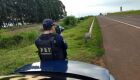 PRF com radar móvel em estrada de Mato Grosso do Sul