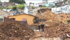 O deslizamento da barragem atingiu duas casas