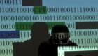 Hacker é qualquer pessoa que se dedique intensamente em alguma área específica da computação