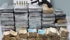 Droga e dinheiro apreendidos pela Pol&iacute;cia Federal