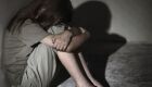 Atualmente, a menina mora com a avó. Ela é órfã de mãe e o pai está preso