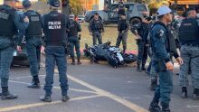 JD1TV AGORA: Policial tem fratura exposta em acidente na Afonso Pena