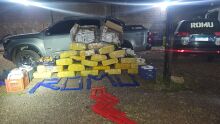 Drogas estavam escondidas na caminhonete e em uma casa