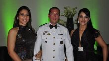 Laura, Capitão Wilmar e Damaris Jacó