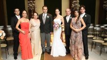 Luciana e Igor ladeados pelos pais dela Ramiro e Márcia, a irmã Mariana e o marido Beto e o irmão Marcelo com a noiva Nádia