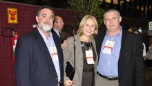 James Assis (diretor da Shell), Neide e Emilio Martins