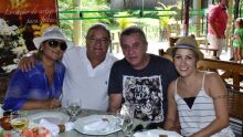 Célia e Mario Fonseca,  Carlos Leme e Fernanda Oliveira