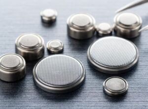 Criança de 6 anos engole pilha na zona rural do Pantanal