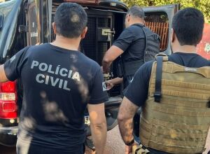 Professor foi preso na pr&oacute;pria resid&ecirc;ncia