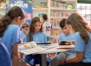 Do livro &agrave; rob&oacute;tica: educa&ccedil;&atilde;o do Sesi envolve comunidade e atrai m&atilde;o de obra